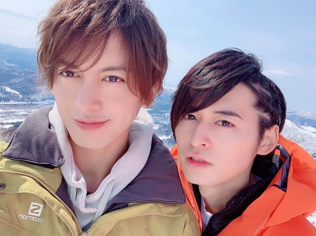 小波津亜廉さんのインスタグラム写真 - (小波津亜廉Instagram)「[2/9/19] Not only are the boys hot but the Hokkaido mountains behind them are also breathtaking ⠀⠀⠀ ⠀ #kikuchishuji #takamotogaku ⠀⠀⠀ ⠀ Source: Shuji and Gaku’s twitters」9月3日 9時48分 - ahun_andsome