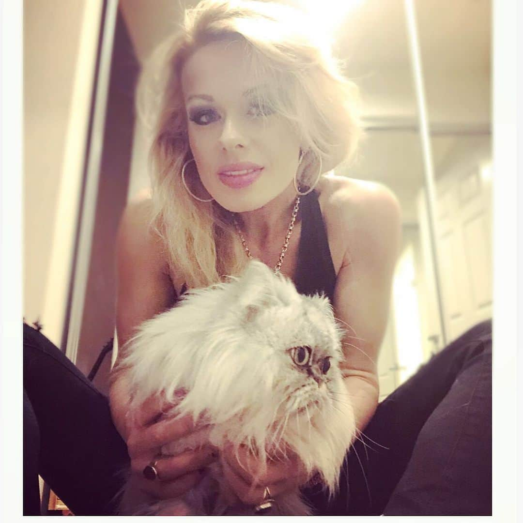 オリアンティさんのインスタグラム写真 - (オリアンティInstagram)「My most trustable advisor 💕」9月3日 11時12分 - iamorianthi