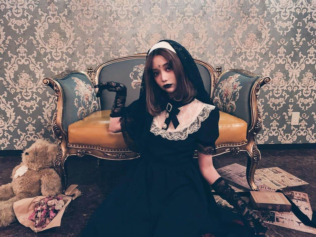 林田沙綾さんのインスタグラム写真 - (林田沙綾Instagram)「❤︎ ハロウィンシリーズみんなから すごい大好評でうれしい...🥺 年に１度のイベントだから Swankissのかわいいハロウィン衣装を着て楽しんでもらえたらなと思って考えてつくりました！ わたしは、アニマルシリーズで派手派手なデザインばかりだけど👄カフェとかにも軽くハロウィン楽しみたいくらいのデザインのものもあるので ぜひGETしてくれたら嬉しいです♡ 今日からWEBサイトでも販売スタートしたので、チェックしてみてね♫ ： https://www.bodylinetokyo.co.jp/products/list.php?category_id=1721 ： #Swankiss#BODYLINE#ハロウィン#HELLOWEEN#コスチューム#仮装#sister」9月3日 11時21分 - saaya.xoxo