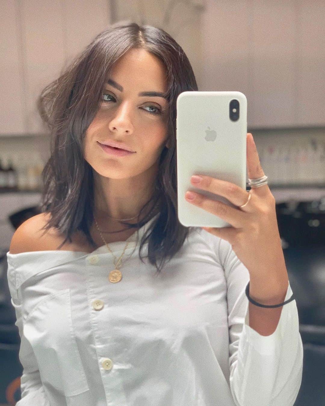 Ana Brenda Contrerasのインスタグラム：「Hola New beginnings ✨  Thank you @leannecitrone」