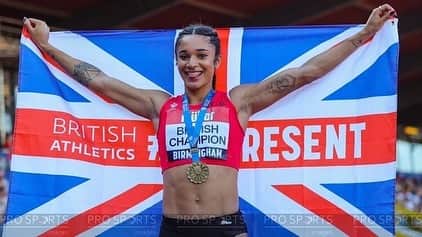 ジョディ・ウィリアムズのインスタグラム：「Officially headed to my 3rd World Champs, I’ll be competing in the 200 & 4x400 ‼️ Thank you so much to all of those close to me, y’all know how much means.... Special shoutouts to the team that got me here @fingermash @freckyd @gandalf.bone.wizard @altis  However the job is far from done so onwards we go, starting tonight in Zagreb with my last 200 before the champs 💥💥💥」