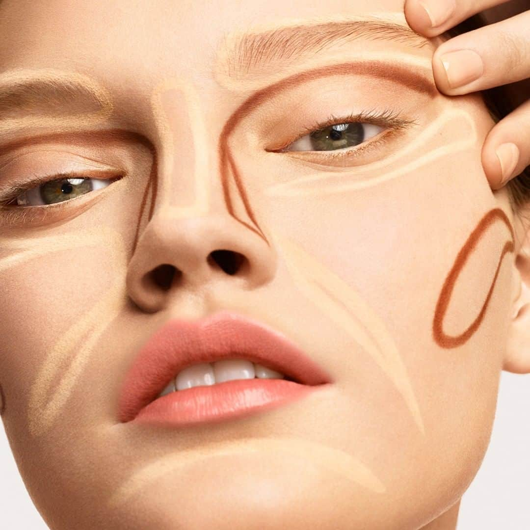 M·A·C Cosmetics Canadaさんのインスタグラム写真 - (M·A·C Cosmetics CanadaInstagram)「An exciting new addition to the Studio Fix Family will be available soon 👀 Highlight and contour (even on the go!) to take your complexion to another dimension with Studio Fix Stick - available September 5th! #MACStudioFix」9月3日 22時32分 - maccosmeticscanada