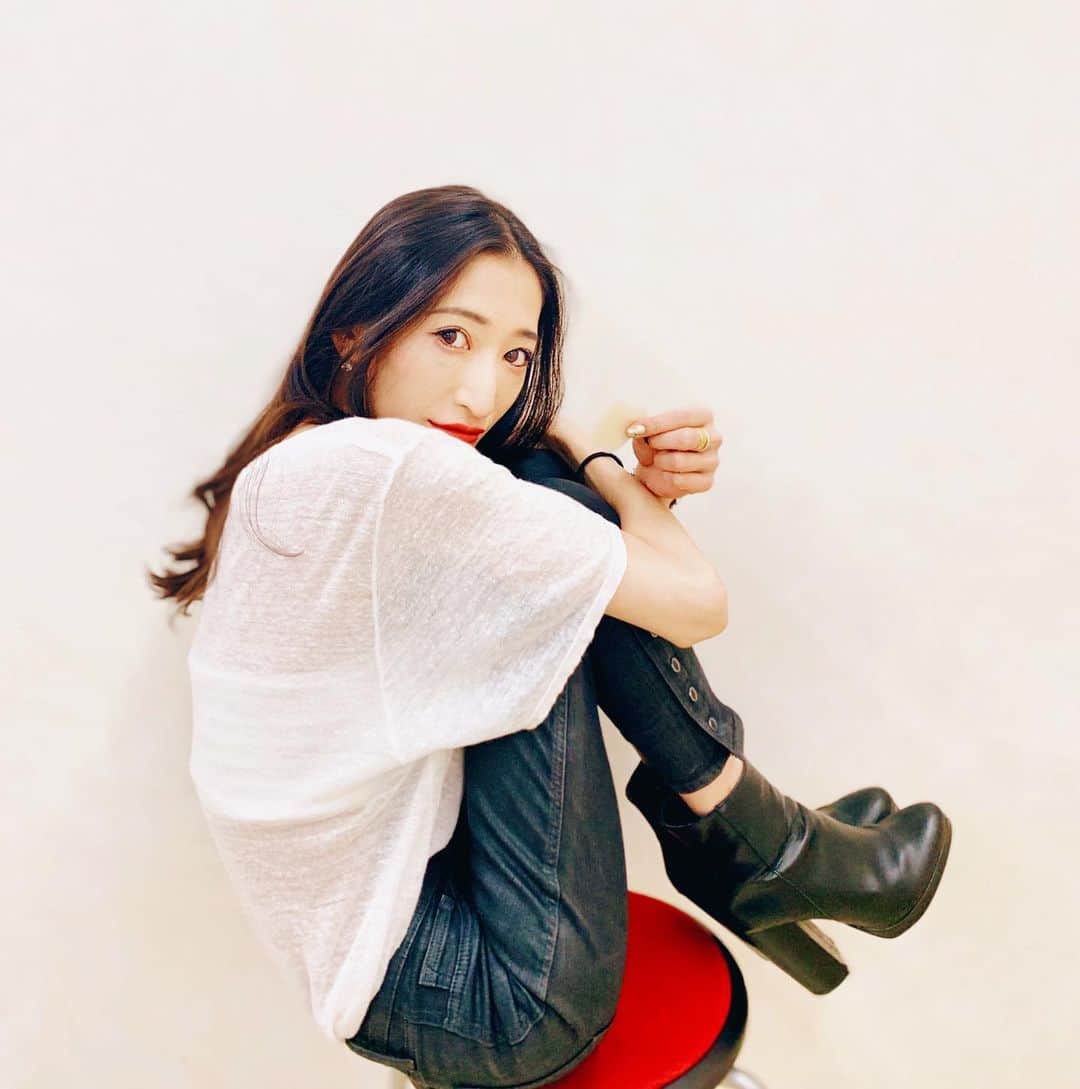 ELISAのインスタグラム：「本番前のえりちゃん  #ニトロプラス #東京ドームシティ」