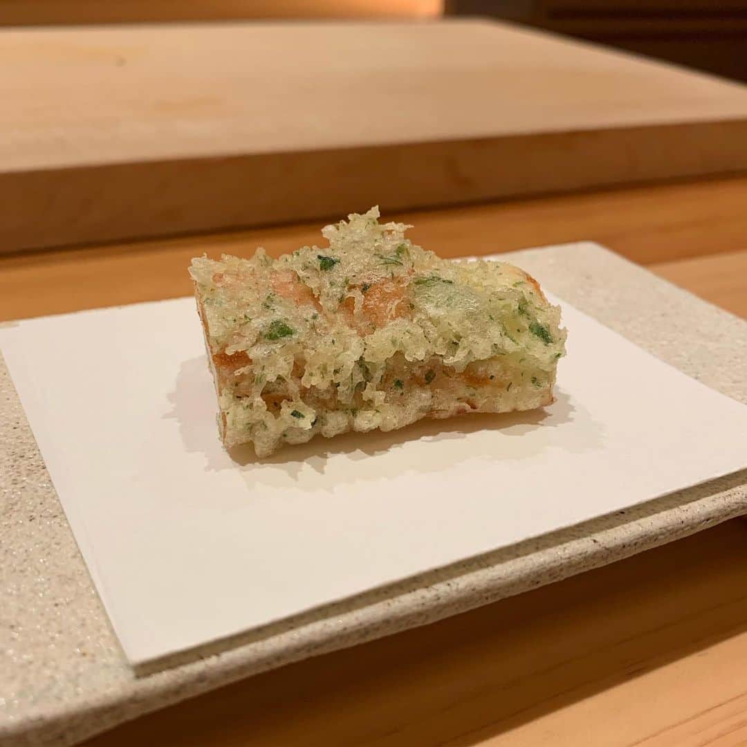 のインスタグラム：「すり身となった魚も後悔しない。 天ごくの天ぷら。」
