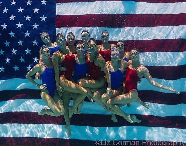 アンドレア・フエンテスのインスタグラム：「Getting ready to water my 10 miracle seeds! Can’t wait to see my 🇺🇸 babiesssssss again. Are you missing me? Say yeeeeees... #getready #newseason:newsystem #prepareforgreatness #wearegonakillit #IMREADY @usasynchront ➡️ leave a comment saying how excited you are 😁」