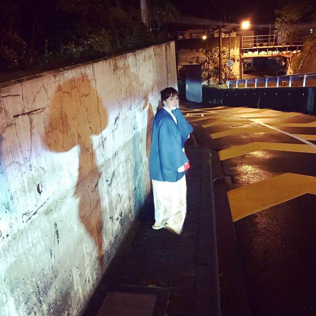 モーガン茉愛羅さんのインスタグラム写真 - (モーガン茉愛羅Instagram)「これ完全に自分の後ろの影、キノコ、、だよね。わたしはキノコオンナなんだ、、、👽」9月3日 23時20分 - malaciel