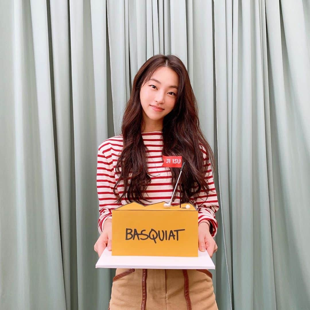 jiesuuさんのインスタグラム写真 - (jiesuuInstagram)「예쁜 케익 감사합니다아 🎂💓 #BASQUIAT 📸📸📸🔜🔜🔜🔜」9月3日 15時30分 - jiesuu