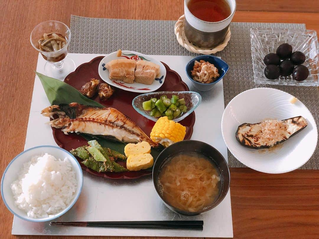 英玲奈さんのインスタグラム写真 - (英玲奈Instagram)「#今日の朝ご飯 #夫の朝ご飯 朝から仕事の日はすっごいバタバタするw #ていねいな暮らし #季節を感じる暮らし#からだにいいこと #からだにやさしいごはん #おうちごはん#夫の健康守りたい#10年後の健康の為に#無添加#無化調#オーガニック#低gi #美腸活#趣味生活#erenakitchen」9月3日 15時39分 - erena_erenyan