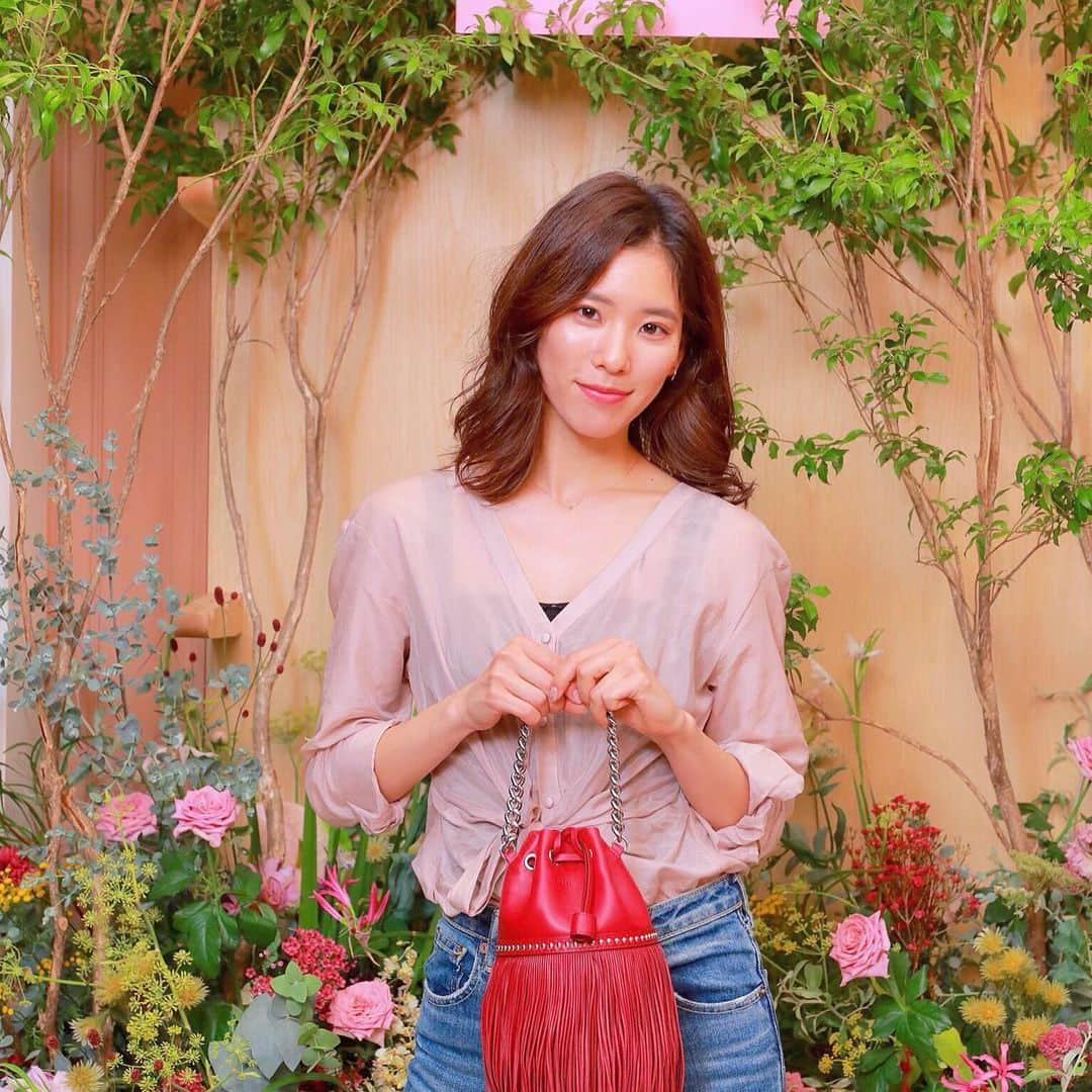 布川桃花さんのインスタグラム写真 - (布川桃花Instagram)「J&M DAVIDSON AOYAMA RENEWAL RECEPTIONPARTY👜 . ここのバッグ本当かわいくて好き❤︎ . #jandmdavidson #momoka_fashion」9月3日 16時36分 - momoka_fukawa