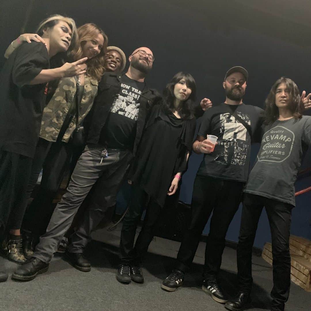 BORISさんのインスタグラム写真 - (BORISInstagram)「We met Team SHIT STORM also Rick  from Torche Two nights!  Such a great time with this guys. Much appreciated.  You know Rick’s first tatoo was “OBAKE” from 「SMILE」  #borisdronevil #borisheavyrocks #torche #shitstorm」9月3日 17時27分 - borisdronevil