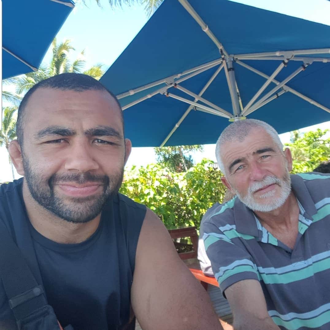 リーチマイケルさんのインスタグラム写真 - (リーチマイケルInstagram)「2 more years till your pension. Happy birthday #fatherandson」9月3日 17時54分 - michael_leitch