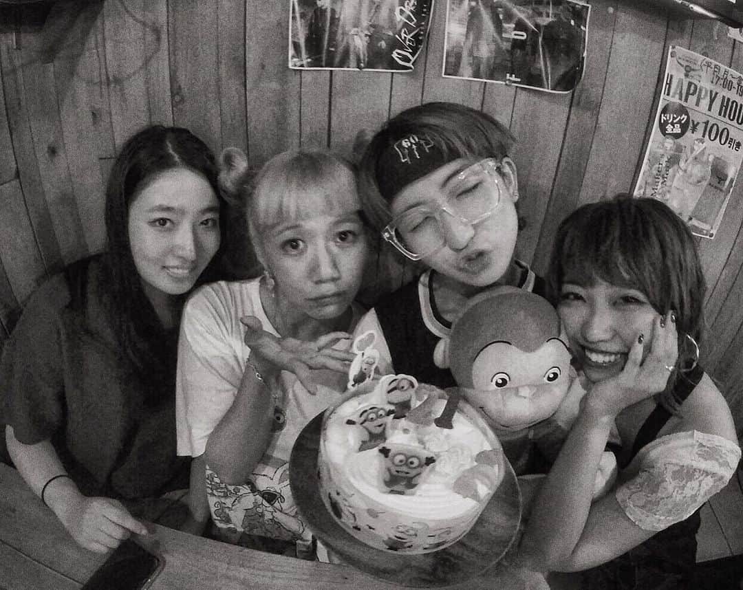 のインスタグラム：「🎂 Happy Birthday KARIN&P  #tempurakidz」