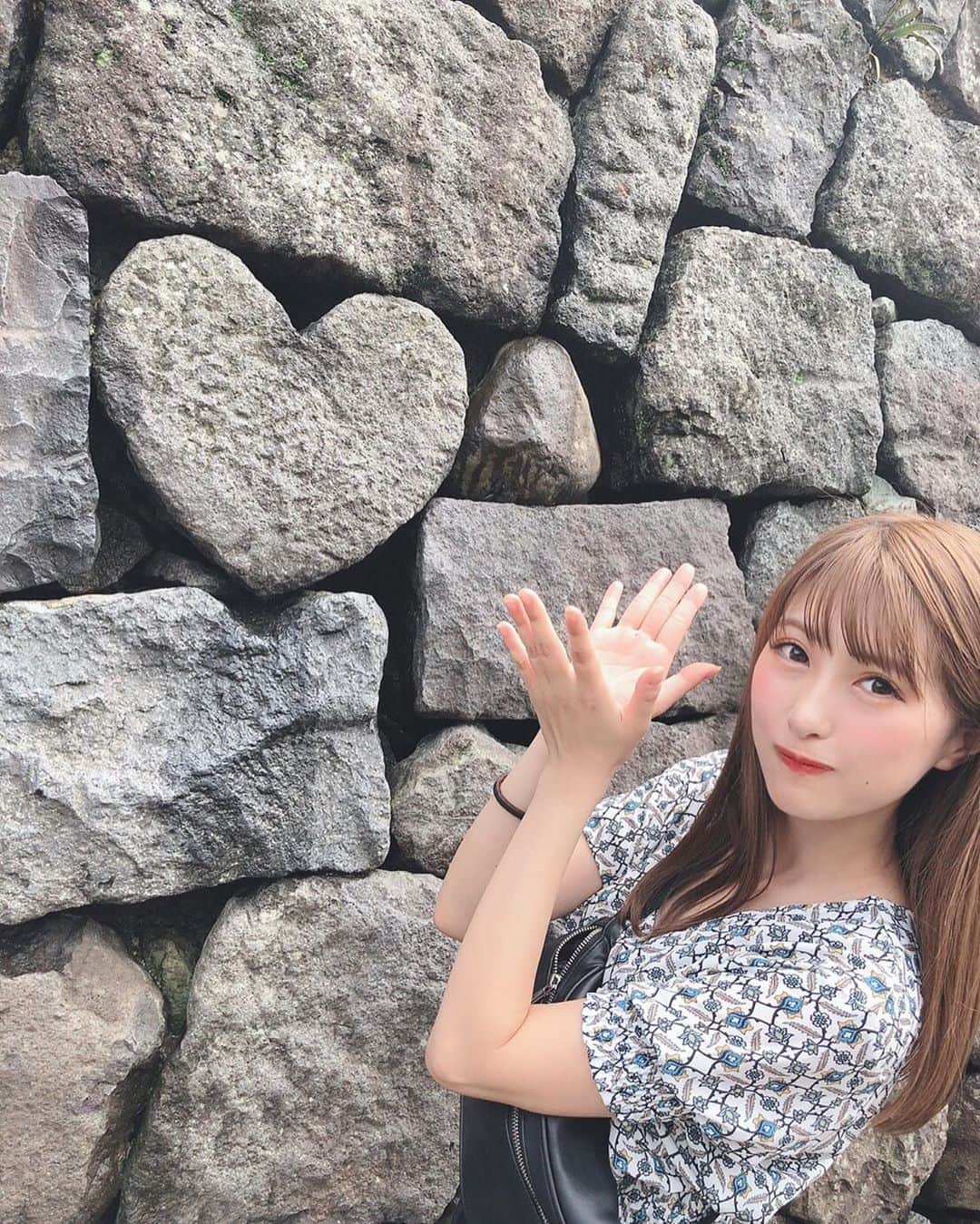 華山志歩のグルメインスタ