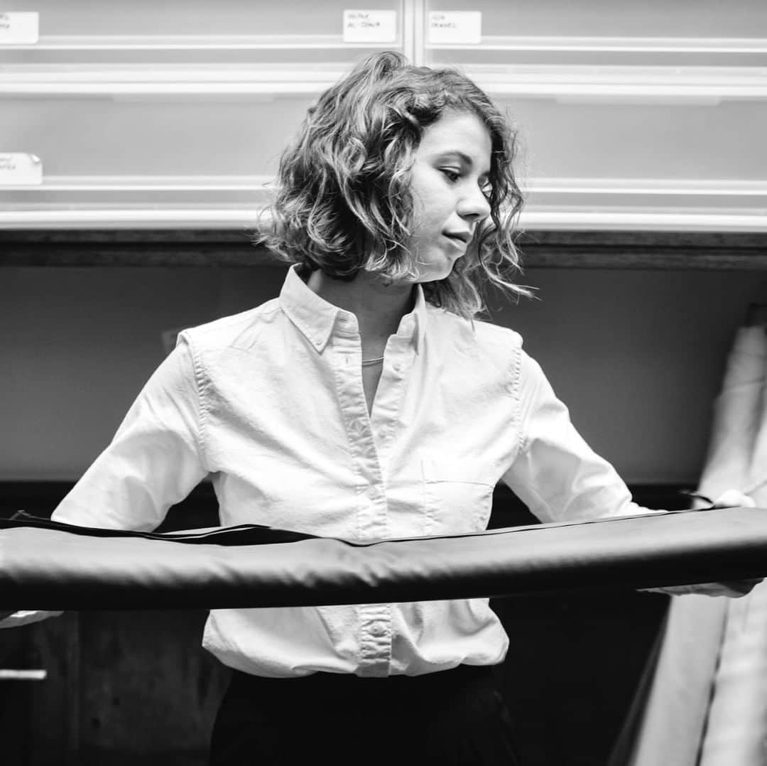 のインスタグラム：「It's not too late to book your appointment for our Ladieswear Trunk Show at W57th Street, New York. Ladieswear Cutter Magdalena and Under Cutter Caoimhe, pictured, work at creating exquisitely feminine designs for our esteemed female patrons. Email ed.turco@huntsmansavilerow.com to book your appointment today.  #Huntsman #SavileRow #Bespoke #Ladieswear #TrunkShow #HuntsmanW57th」