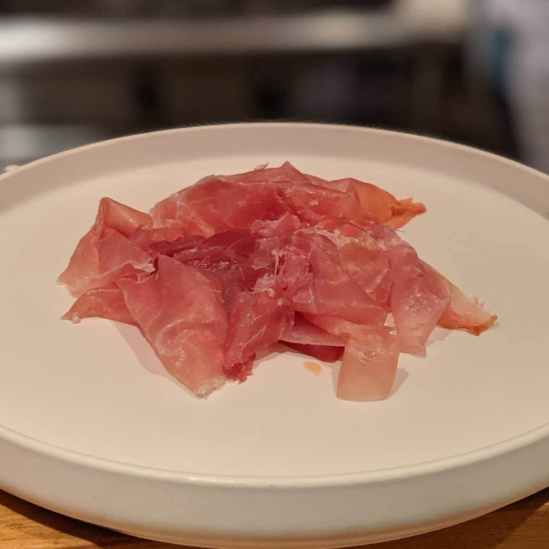 Masayasu Moritaさんのインスタグラム写真 - (Masayasu MoritaInstagram)「#鮪 #まぐろ #生ハム #maguro #tuna #proscuitto #神保町グルメ #tokyo #東京 #もりたま飯 #foodie #foodgasm #foodphotography #foodstagram #美食 #delicious #tasty #instafood #グルメ #food #yummy #foodporn #デリスタグラマー #グルメな人と繋がりたい」9月3日 23時53分 - masayasumorita