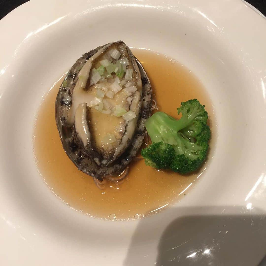 ほんこんさんのインスタグラム写真 - (ほんこんInstagram)「美味かった！ #美味かった #中華料理 #ほんこん」9月3日 19時55分 - hongkong2015_4_9