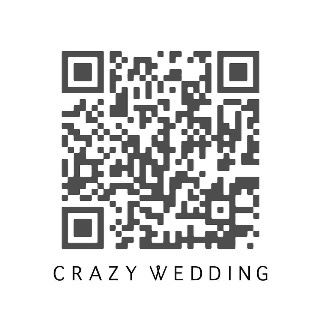 CRAZY WEDDING/クレイジーウェディングさんのインスタグラム写真 - (CRAZY WEDDING/クレイジーウェディングInstagram)「人生というステージに立ち 一人で戦ってきたこれまで 自分の存在意義を探し続けてきた . 多くを経験し乗り越えてきたけど いつの間にか本来の自分を失い 不器用に人生を歩んできたのかもしれない . 立ち止まり 現実ではなく理想に目を向けることを始めよう . 今 自分に打ち勝つための合図が鳴った 体が自然と動き出す . あとどれくらい熱くなれるだろうか あとどれくらい限界を超えられるだろうか . もう一人じゃないから大丈夫。 同じステージで共に戦う君がいるから . 足元を見るのではなく その先の理想に向かってあなたと共に突き進む . . concept：GONG producer：@yasuko.okano art director：@y_ashidagawa . . ＝＝＝＝＝＝＝＝＝＝＝＝＝＝＝＝＝＝ 完全オーダーメイドのウエディングを叶えるCRAZY WEDDING @crazy_wedding . インスタグラムでは 完全オーダーメイドで企画した過去の #ウエディングアイディア の一部を毎日更新しています . お問い合わせ、ご相談はお気軽にwebから https://www.crazywedding.jp/contact . CRAZY WEDDINGがプロデュースする初の結婚式場”IWAI”の詳細はこちら  @iwai_crazy ＝＝＝＝＝＝＝＝＝＝＝＝＝＝＝＝＝＝」9月3日 21時22分 - crazy_wedding