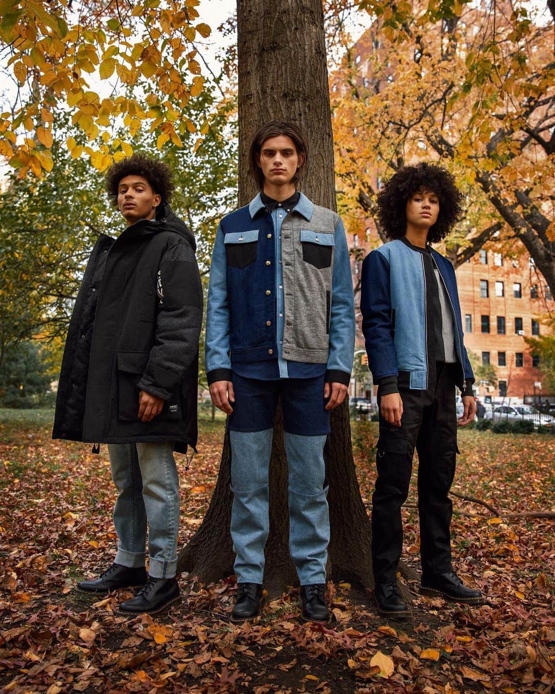 のインスタグラム：「September is here and the leaves will start to change soon 🍂 Our Autumn-Winter ‘19 collection will consist of different categories throughout the season. In our Reconstruction category you will take notice that we used different fabrication and patchwork. Available in-store and online now.Link in bio.  #Wesc #wearethesuperlativeconspiracy #superlativeconspiracy #Wescfall19 #wescfw19 #fall #winter #autumn #nyc #stockholm」