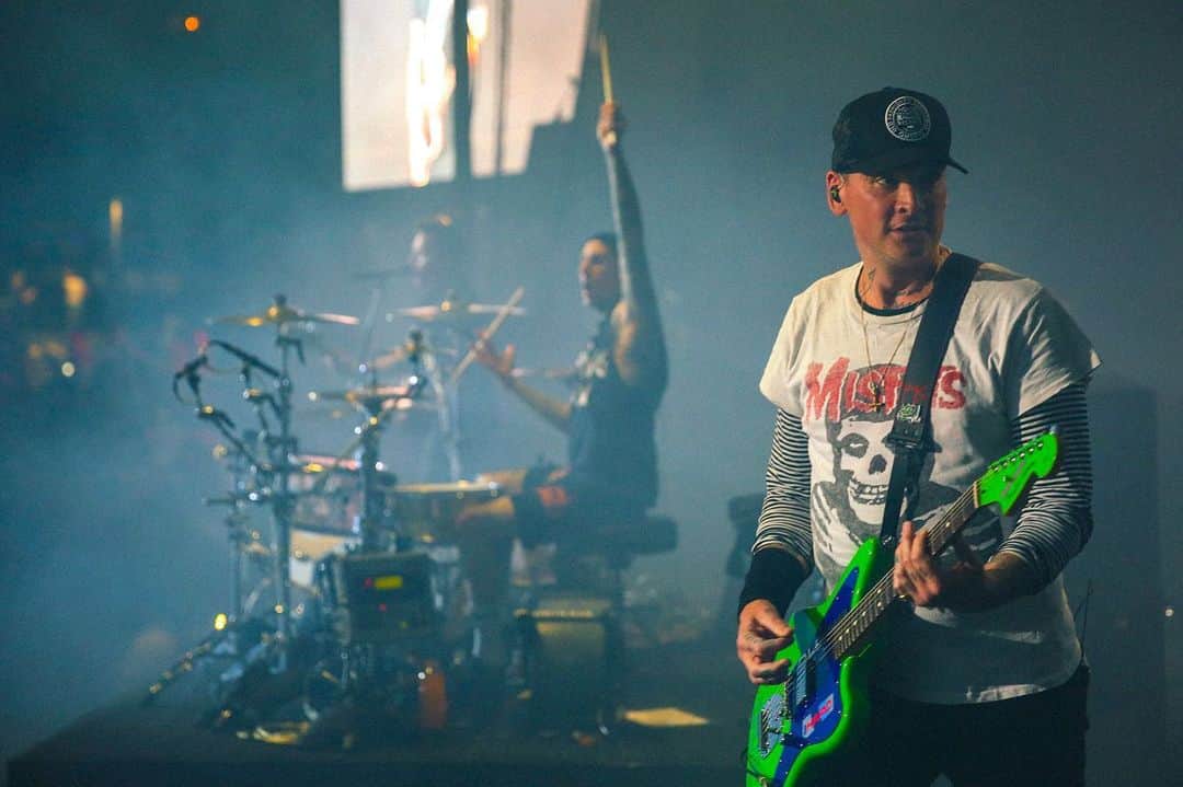 blink-182さんのインスタグラム写真 - (blink-182Instagram)「SLC! We want you to know that we had a very good time performing for you yesterday. 📸: @clemente_310」9月4日 7時38分 - blink182