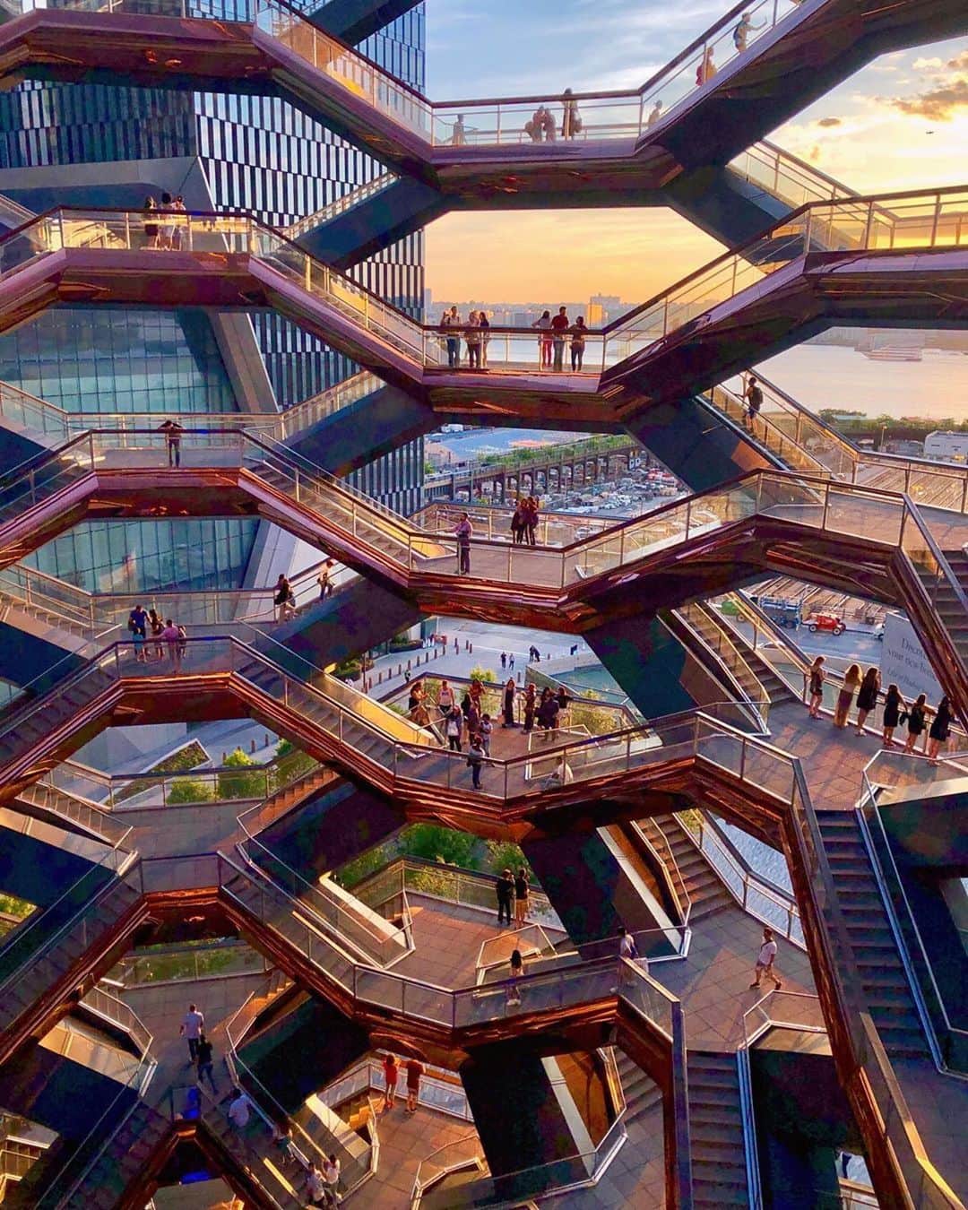 Lonely Planetのインスタグラム：「Today's #lonelyplanet regram belongs to @llty.eats.travels who visited the Vessel in NYC. This interactive artwork has 154  intricately interconnecting flights of stairs -- almost 2,500 individual steps and 80 landings -- the vertical climb has amazing views of the city, the river and beyond.-- We love sharing your travel shots – tag them with #lonelyplanet for a potential feature.」