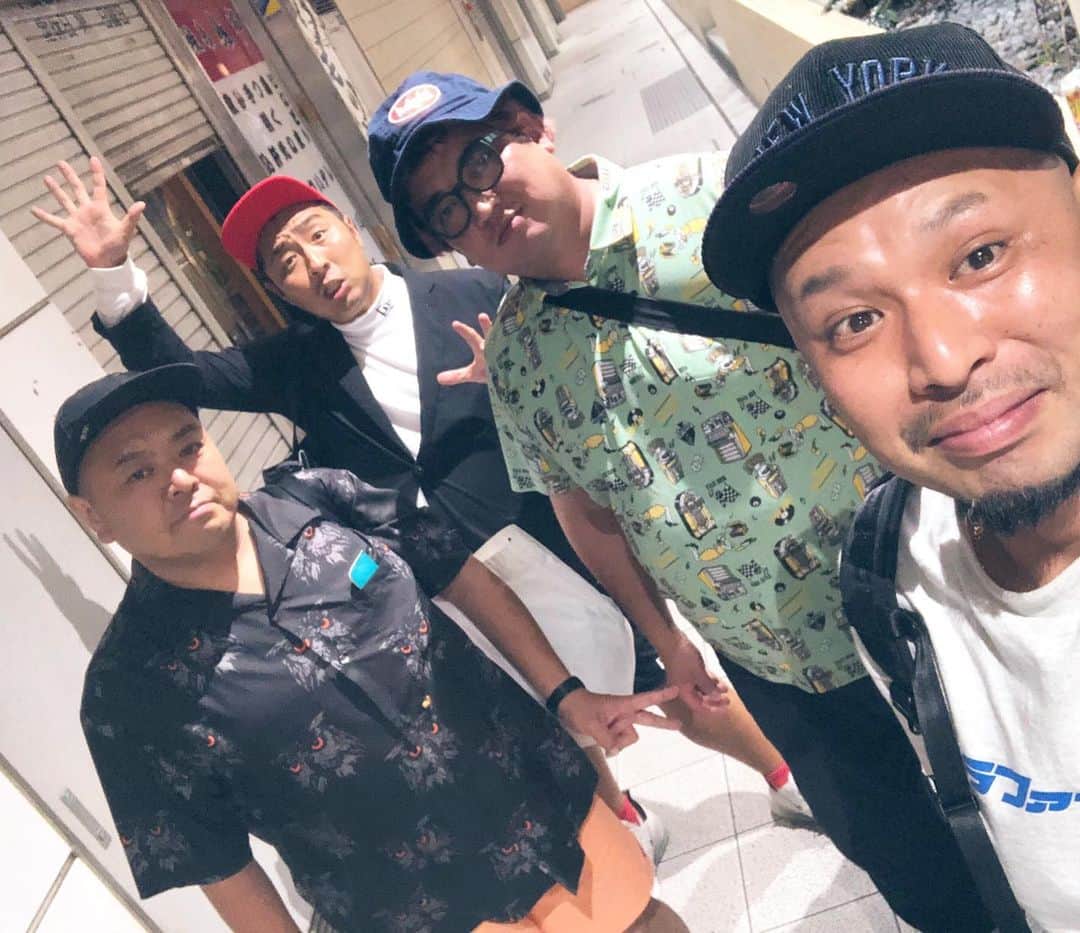 大地洋輔のインスタグラム：「豊満乃風のみんなで集合しましたー！！ 全員集まったのは久しぶりだから楽しかったす！  会話の中心は 『「あなたの番です」の真犯人は誰だ？』 『THA BLUE HARBはやっぱりヤバすぎる』  でした！😊😊 ちなみにSHOCK-ZAI aka mckj aka こりゃめでてーな大江君の あな番 の考察はヤバイ！！ マジで凄い！！ #豊満乃風」