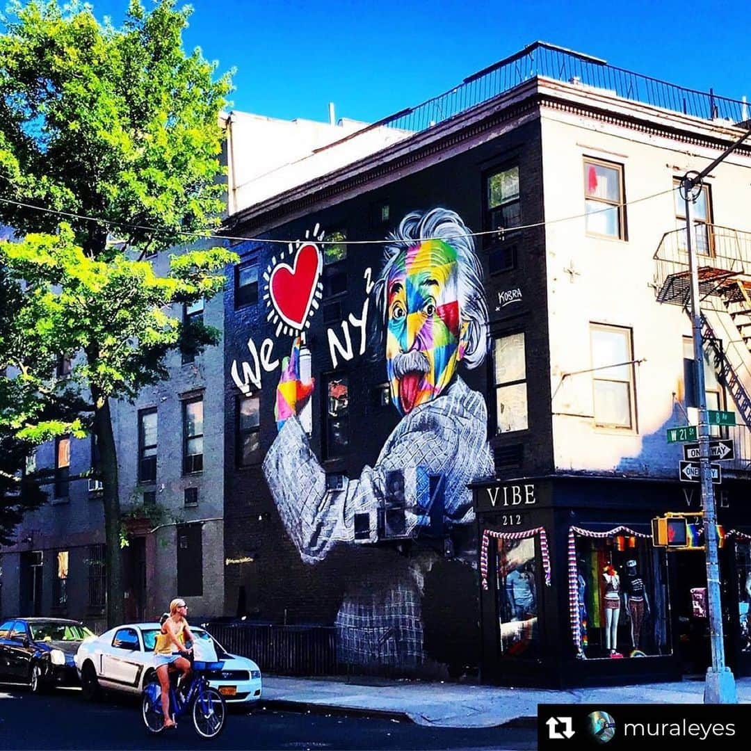 アルベルト・アインシュタインさんのインスタグラム写真 - (アルベルト・アインシュタインInstagram)「As seen in Manhattan. Repost @muraleyes . . @kobrastreetart #kobrastreetart #iloveny  #newyorkmurals #muralsdaily #dailyart #streetarteverywhere #einstein #nystateofmind #newyorkcity #chelseany #newyorkart #einsteinmural」9月4日 2時24分 - alberteinstein