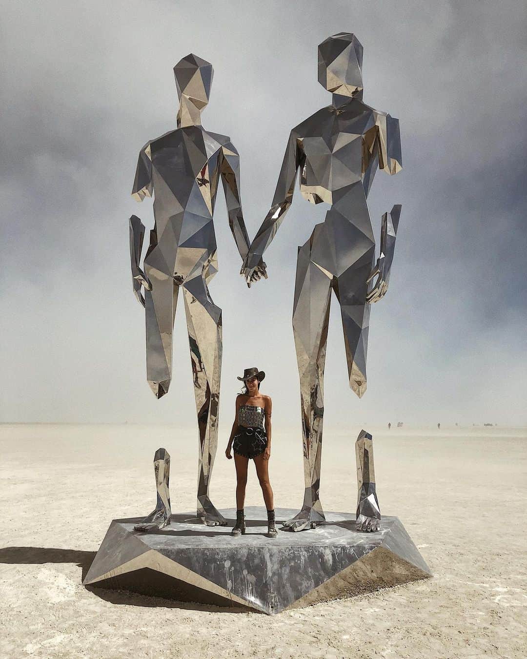 ガラ・ゴンザレスさんのインスタグラム写真 - (ガラ・ゴンザレスInstagram)「Yep, I was there  #Burningman2019」9月4日 2時33分 - galagonzalez