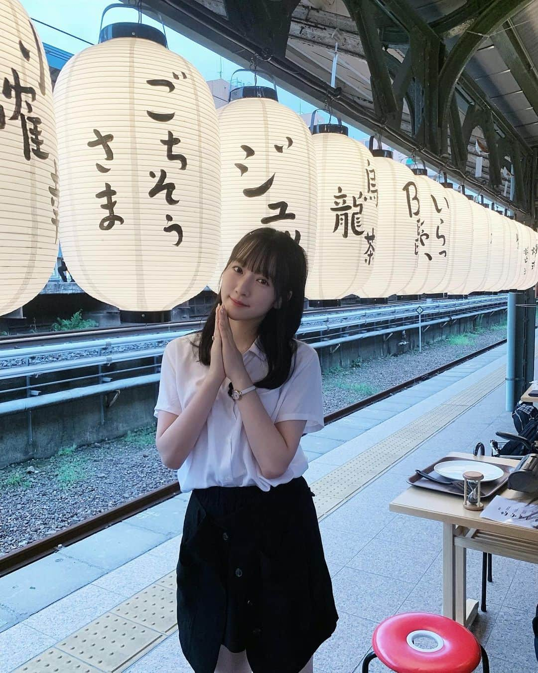 越智ゆらの（ゆらゆら）さんのインスタグラム写真 - (越智ゆらの（ゆらゆら）Instagram)「．﻿ ﻿ ﻿ まもなく〜﻿ 6:50頃から、めざましテレビ﻿ イマドキ 担当しております﻿ ﻿ 是非観てください﻿ ﻿ 餃子食べてます焼いてます﻿ 美味しかったなぁー…﻿ ﻿ ﻿」9月4日 6時36分 - yula1018