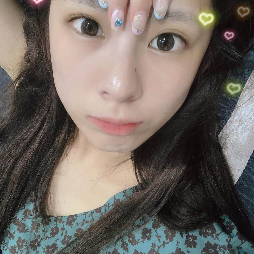 桜花りなさんのインスタグラム写真 - (桜花りなInstagram)「誰かと比べたりしない 自分は自分なのよ🥺💡それでいいの。」8月11日 15時20分 - xxyuricornxx