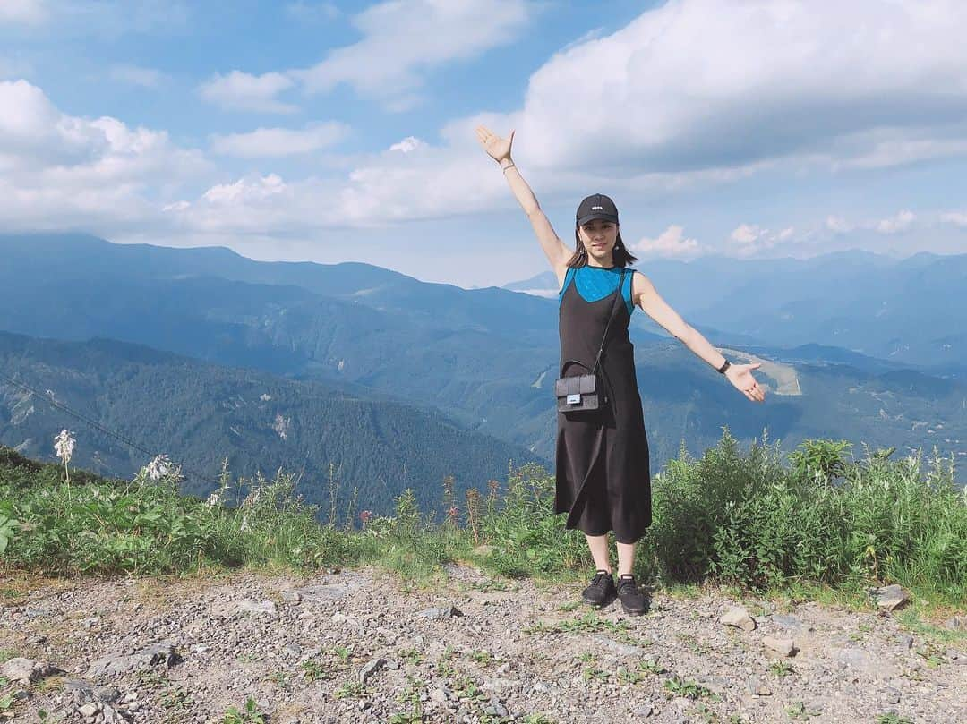 月央和沙さんのインスタグラム写真 - (月央和沙Instagram)「山の日に 山登り . #快晴 #山の日 #そこに山があったから #そして #母の #お誕生日 #おめでとう」8月11日 15時35分 - kazusa_tsukio