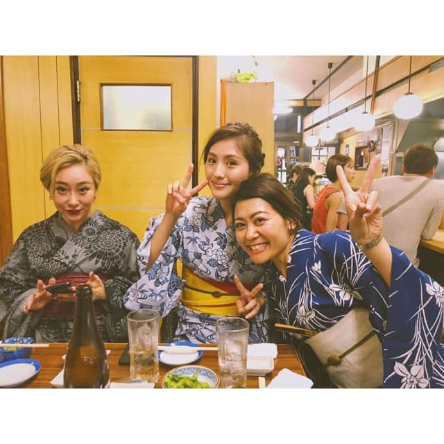 奈津美さんのインスタグラム写真 - (奈津美Instagram)「⌘ 夜な夜な 友達たちと ディープな街を 浴衣で遊ぶ会🎐💛 楽しすぎたーっっ！ . @iro_shop_gallery で 買った浴衣 かわうぃ 🕺🏼💡 @rurily 着付けありがとう☺︎💞 ⌘ #yukata #summer #love #浴衣 #2019夏 #和装 #日本の夏 #浴衣が普段着 #そんな女性になりたい」8月11日 15時50分 - natsumi_7.2.3