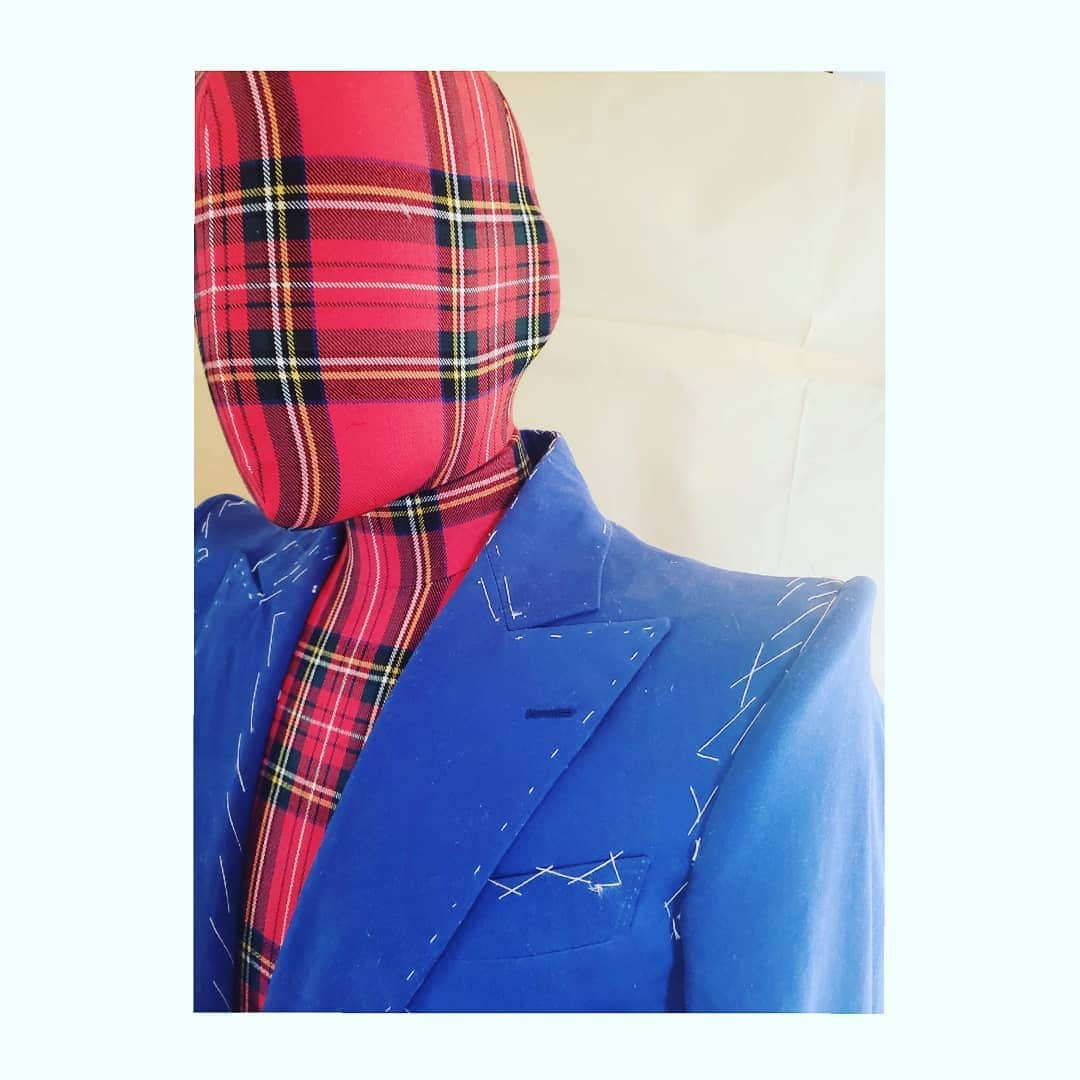 信國太志さんのインスタグラム写真 - (信國太志Instagram)「#concavedshoulder #pagodashoulder  #ropedshoulder #bespoketailor」8月11日 16時05分 - taishinobukuni