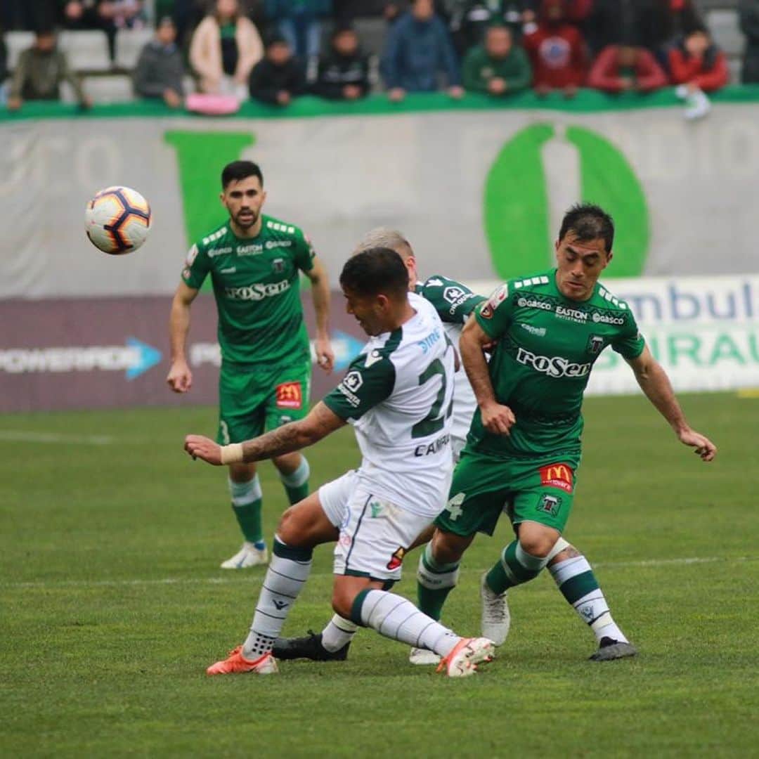 サッカー チリ代表チームさんのインスタグラム写真 - (サッカー チリ代表チームInstagram)「Fuerzas parejas en el Germán Becker 🏟 @deportes_temuco_oficial y @wanderersoficial empataron 0-0 por la fecha 18 del #CampeonatoAs . 📸 Marco Pinilla/Colaborador Comunicaciones ANFP」8月11日 7時42分 - campeonatochi