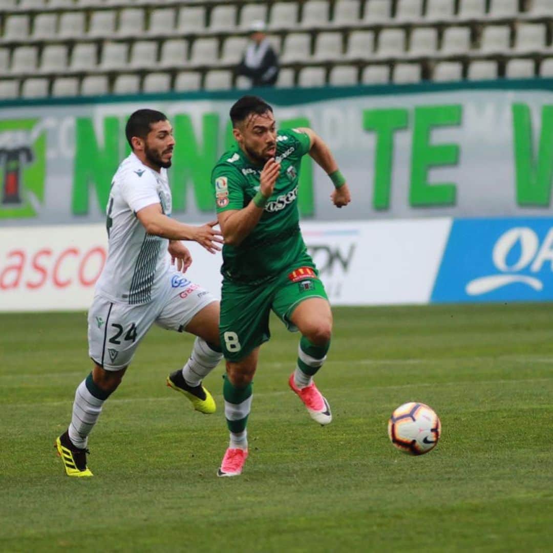 サッカー チリ代表チームさんのインスタグラム写真 - (サッカー チリ代表チームInstagram)「Fuerzas parejas en el Germán Becker 🏟 @deportes_temuco_oficial y @wanderersoficial empataron 0-0 por la fecha 18 del #CampeonatoAs . 📸 Marco Pinilla/Colaborador Comunicaciones ANFP」8月11日 7時42分 - campeonatochi