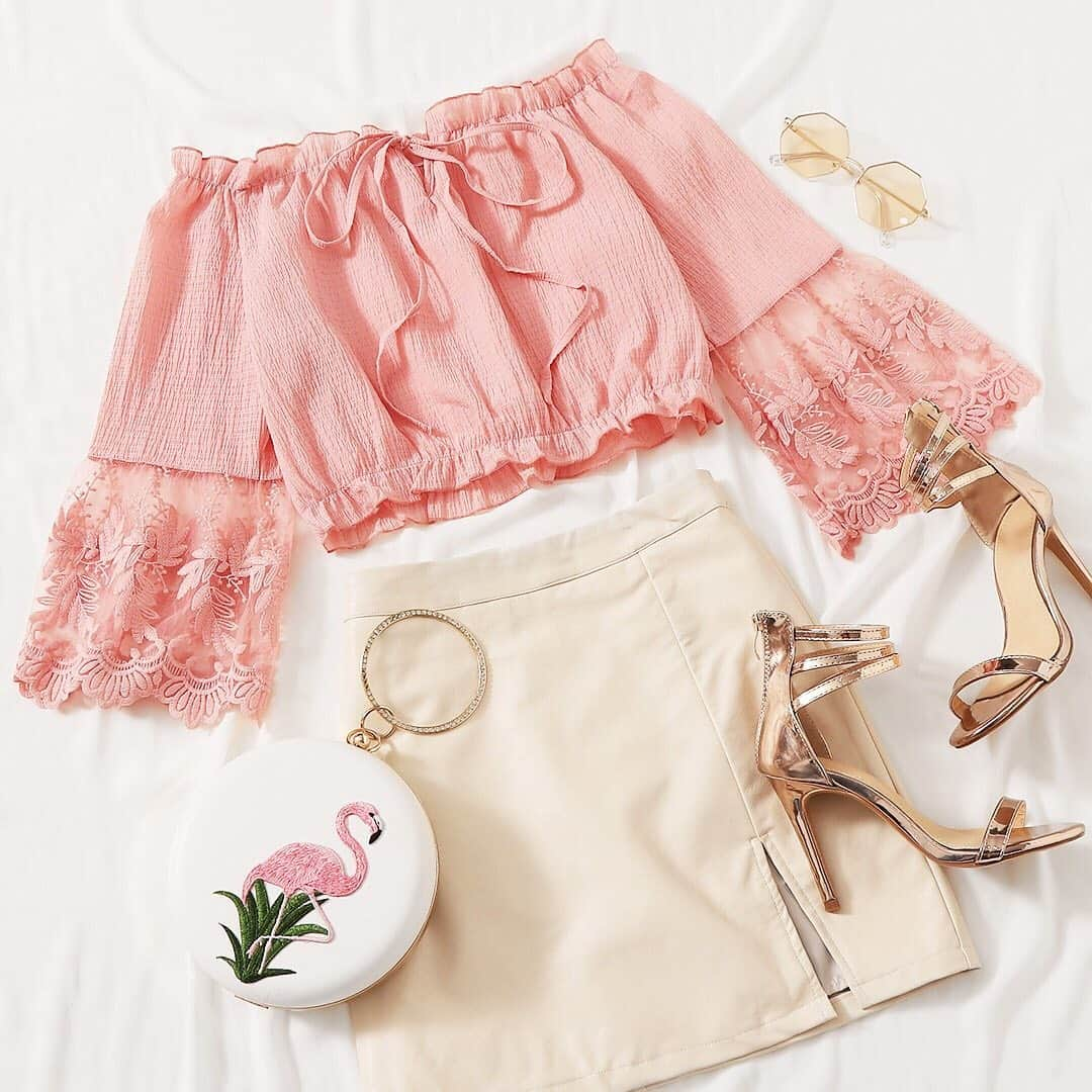 SHEINさんのインスタグラム写真 - (SHEINInstagram)「We love a summer look💖💖 Search '768386' link in bio. #SHEIN #SHEINOOTD #SHEINstyle #OOTD #SHEINss2019 #blouse #lace #offshoulder」8月11日 8時53分 - sheinofficial