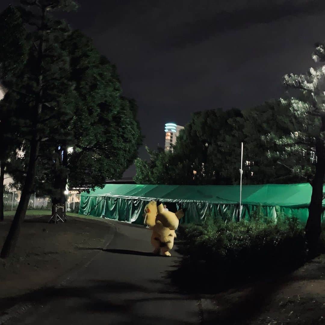 畑亜貴さんのインスタグラム写真 - (畑亜貴Instagram)「大量発生してるから会いに行ったと耳装備自慢の朝ですおはようございます。 #yokohama #japan #akhtravelogue」8月11日 10時42分 - akihata.jp