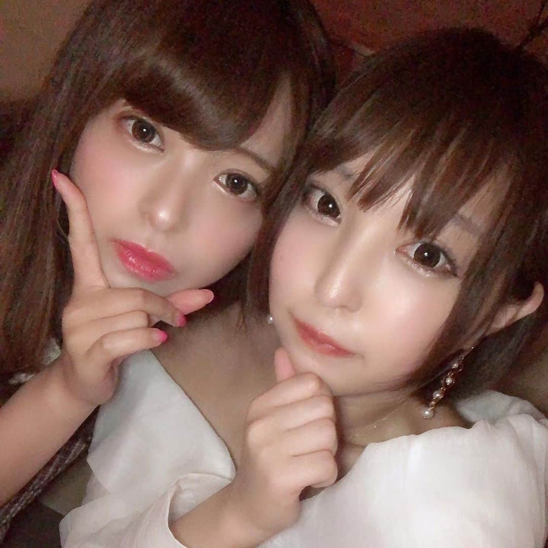 まいてぃ（粕谷まい）さんのインスタグラム写真 - (まいてぃ（粕谷まい）Instagram)「最近のメモリー☺️💭💕 ・ ・ ・ ・ ①はたのゆうちゃんと映画『ミュウツーの逆襲』観に行きました✨👀💕 大号泣だった！念願の初デートです❤ ・ ②らいむちゃんとの❤この日はトランプとかして一緒に遊びました✨らいむちゃんの話し方とか性格が一緒に居て落ち着くの☺️☺️誘ってくれて嬉しかったありがとう❤ ・ ③三田さん✨相談とか沢山聞いてくれて優しくて憧れのマスカッツの先輩😍❤️ ・ ④久しぶりのりさ！話が積もってて時間足りなかったね😭これは第2弾だな！！✨ ・ ⑤~⑦枚目 大好きなシーナさん❤これは収録の時！シーナさんのオリジナルTシャツGETしたので写真撮ってもらった✨可愛い！ ・ ⑧ダンス練後おゆかとに一緒にご飯食べて語った時の✨ ・ ⑨もこ。特に言うことない👶  嘘。大切な人！いつもありがとう❤ ・ ⑩フクロウ …可愛かったので笑 ・ #友達 #仲間 #friend #bff #大好き #宝物」8月11日 10時59分 - maity_0917