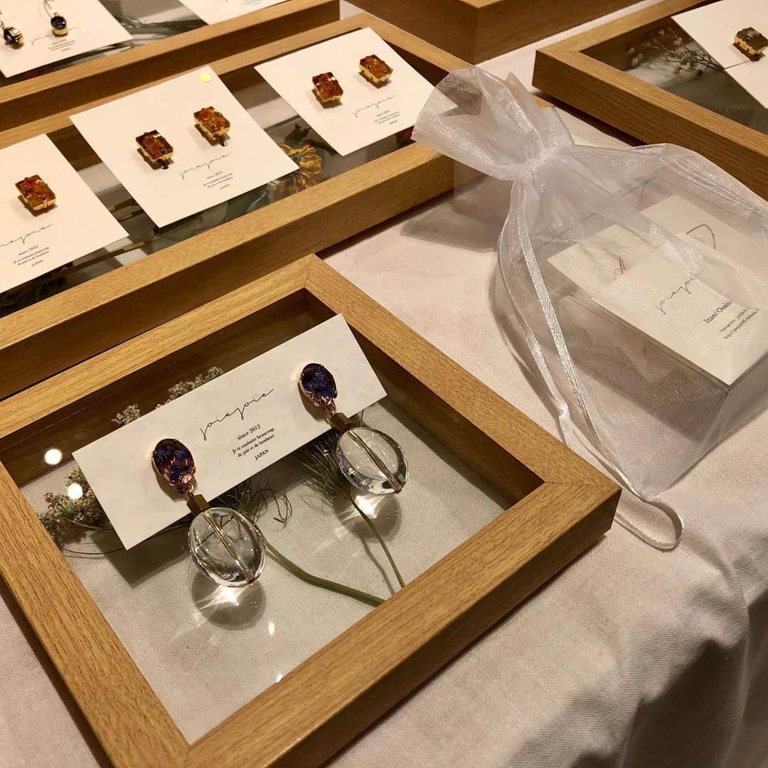 のインスタグラム：「【LIMITED SHOP 】期間限定ショップ「HAND」をご紹介😊 . アクセサリーや小物、焼き菓子などステキな作家さんのショップが大集合❤️ . お気に入りのショップをお探しください‼️ . ◼️期間:8/1(木）〜8/14(水) ◼️場所:西館1F特設会場 . . #名古屋パルコ#nagoyaparco#名古屋#栄#矢場町 #その灯ぐらし #joiejoie #limitedshop #アクセサリー#作家 #作家アクセサリー #小物#クッキー」