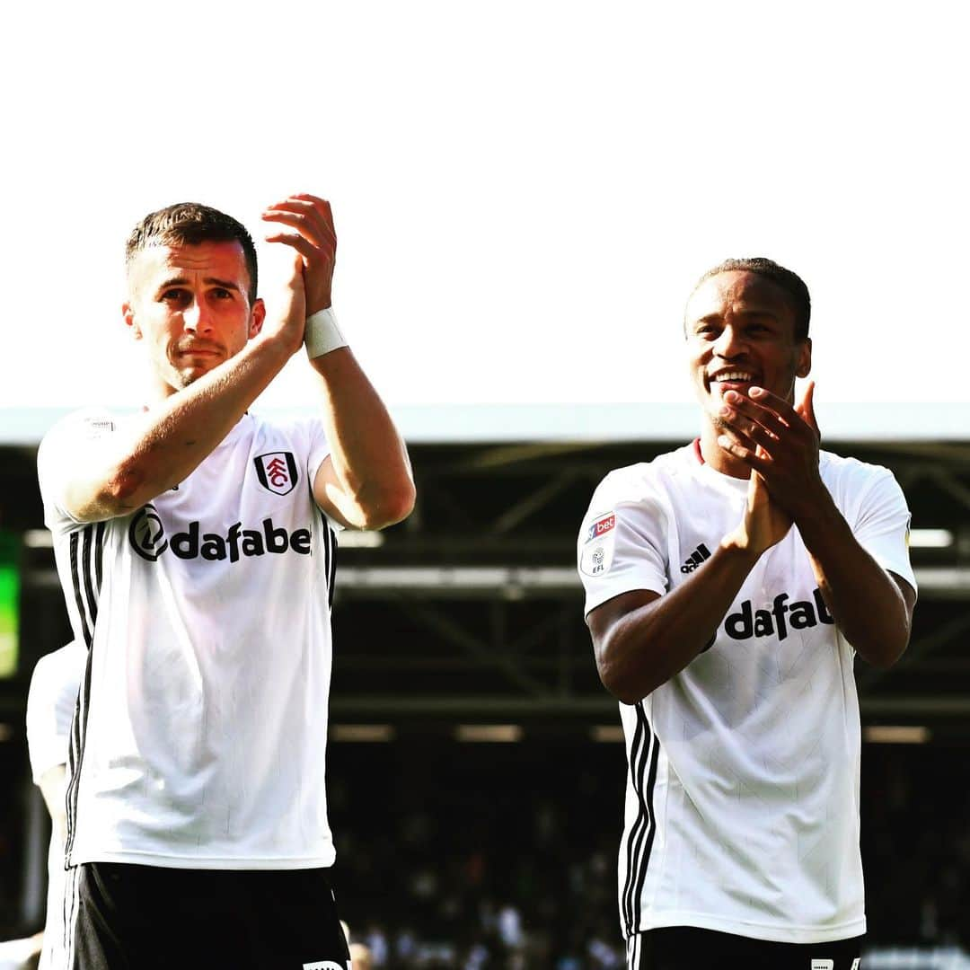 フラムFCさんのインスタグラム写真 - (フラムFCInstagram)「Oooh, football friend. 👍 #FFC」8月11日 16時33分 - fulhamfc