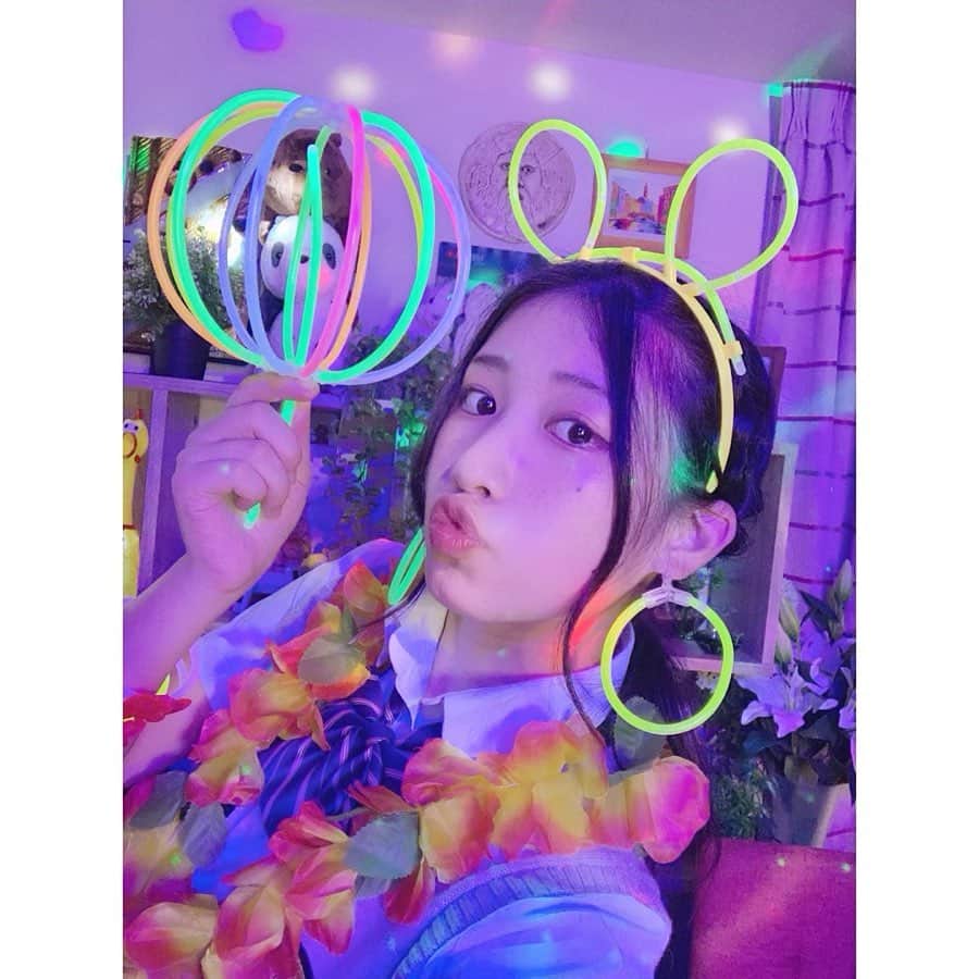 のインスタグラム：「. ぱーりない🌟🌟 . #ボンボンtv #パリピ #パリピコーデ #パリピ女子」