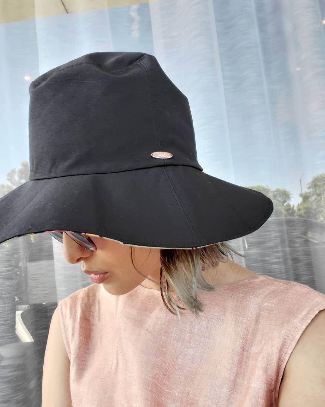 山田優さんのインスタグラム写真 - (山田優Instagram)「COELのこの帽子凄く使える♥️ しかも、リバーシブル😉  @coel_y  暑い日は必需品ですね！！！！ 皆さんも、熱中症など気を付けてくださいね！ 水分もちゃんと取ってくださいね‼️ #coel #hat #summer #３枚目の首のしわ #きゃーーーーー #笑」8月11日 11時44分 - yu_yamada_