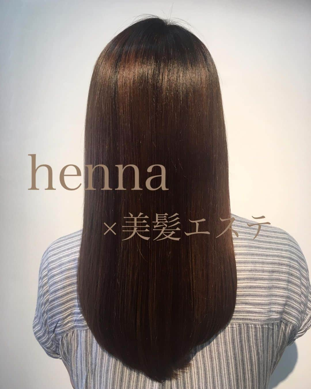 美髪クリニックさんのインスタグラム写真 - (美髪クリニックInstagram)「henna×美髪エステ💆‍♀️ デトックス効果や白髪予防にも効果があると言われるヘナ。 そのヘナと美髪エステの組み合わせは新たな美髪ケア方法👩🏼 うねりや広がりがまとまり、 さらに艶髪に、、 アイロン熱はもちろん使用せず、 全て美容液成分でヘアケア✨  回数を繰り返すことでさらに美髪に👩🏼✨ #美髪クリニック#美髪エステ#ヘアケア#ヘナ#henna#コロリエ #リコヘナ #白髪予防に #頭皮ケア#デトックス #ハーブ#インディゴ」8月11日 11時45分 - bigamiclinic