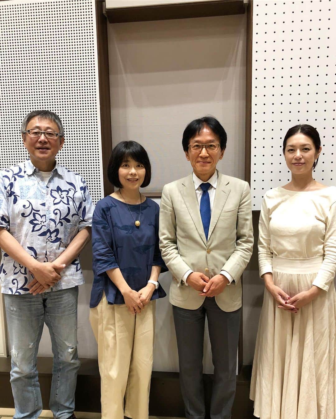 のインスタグラム：「この後お昼0時15分からは NHK-FM「トーキング ウィズ 松尾堂」！ 『子育てを“ことば”と“科学”から考える』をテーマに 歌人…俵万智さん、小児科医…高橋孝雄さんにお話を伺います。  そして13時55分からは TOKYO-FM「ルノーサンデーボヤージュ」 フランスへとバカンス〜な情報を！  是非お付き合いください🥰  #トーキングウィズ松尾堂 #ルノーサンデーボヤージュ」