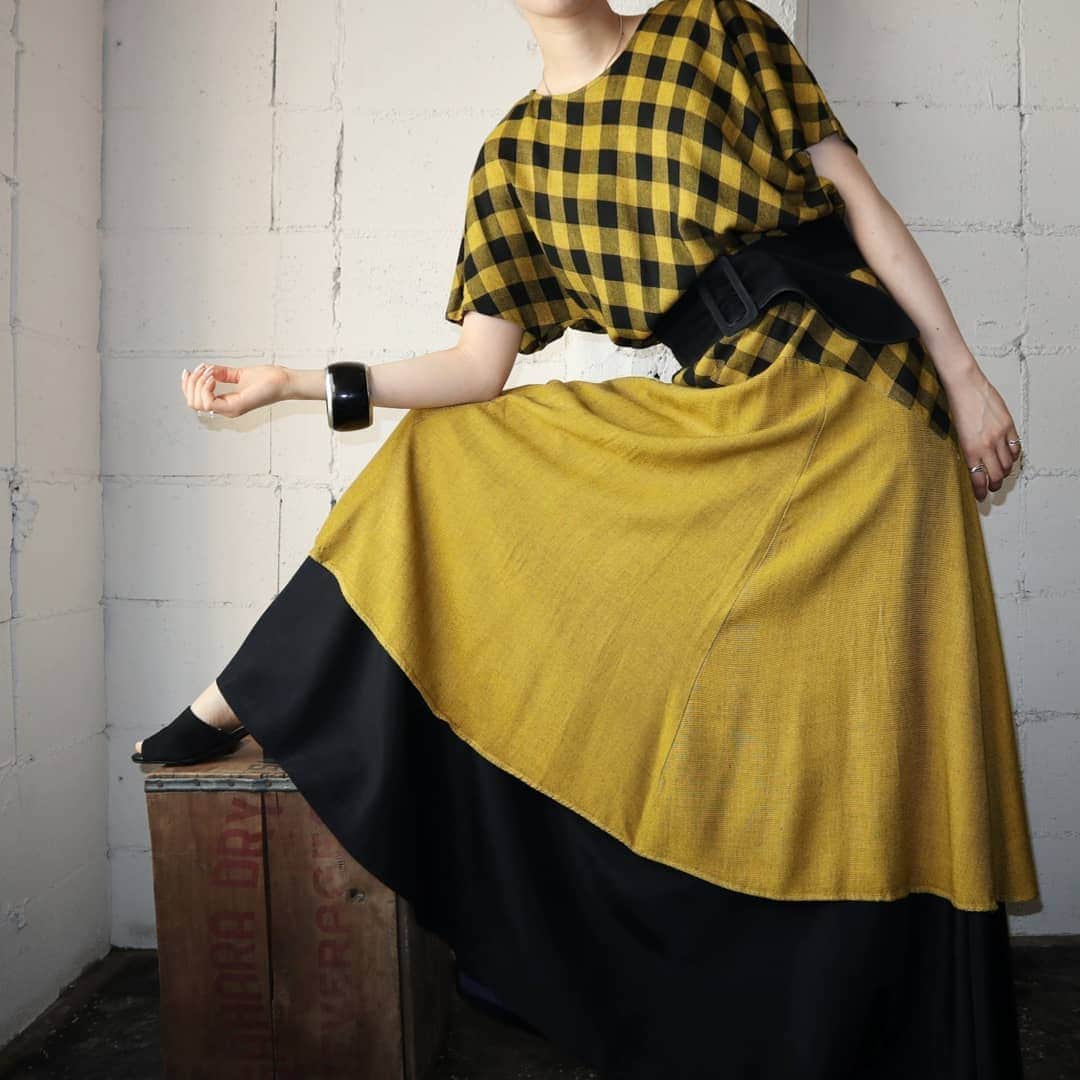 吉祥寺 古着屋 Orfeoのインスタグラム：「Vintage Block Check Dress  #orfeo #kichijoji #tokyo #vintage #used #fashion #coordinate #outfit #オルフェオ #吉祥寺 #東京 #古着 #古着屋 #ヴィンテージ #ユーズド #ファッション #コーディネート  掲載商品のお問い合わせはメールにて承っております。コメント、DMでのお問い合わせは受け付けておりませんのでご了承ください。」