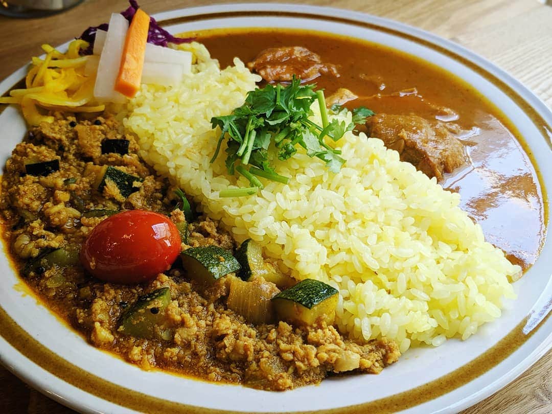 磯貝サイモンのグルメインスタ