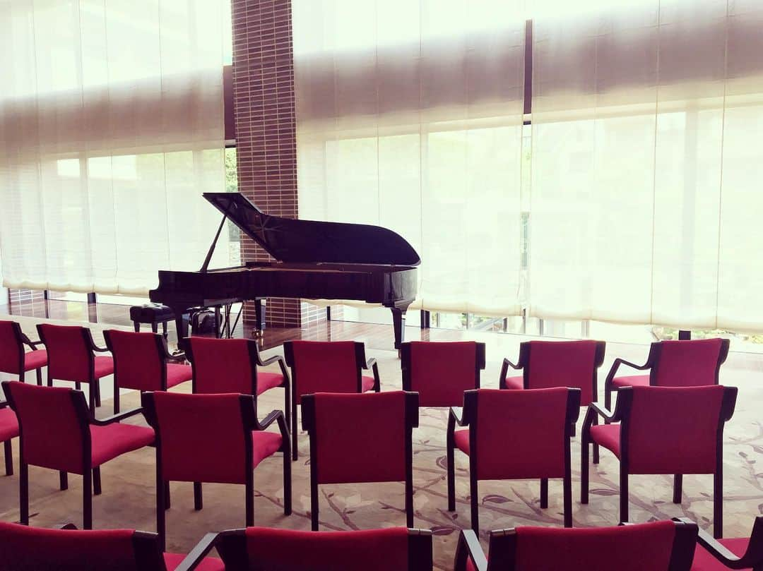 金子三勇士さんのインスタグラム写真 - (金子三勇士Instagram)「Salon Concert #Salonconcert #Pianorecital #Piano #Pianist #MiyujiKaneko #SteinwayArtist #SteinwayD274 @steinway_tokyo @steinwayandsons #classicalmusic #サロンコンサート #コンサート #ピアノリサイタル #ピアノ #ピアニスト #金子三勇士 #スタインウェイアーティスト #スタインウェイ #クラシック音楽」8月11日 13時09分 - miyujikaneko_official