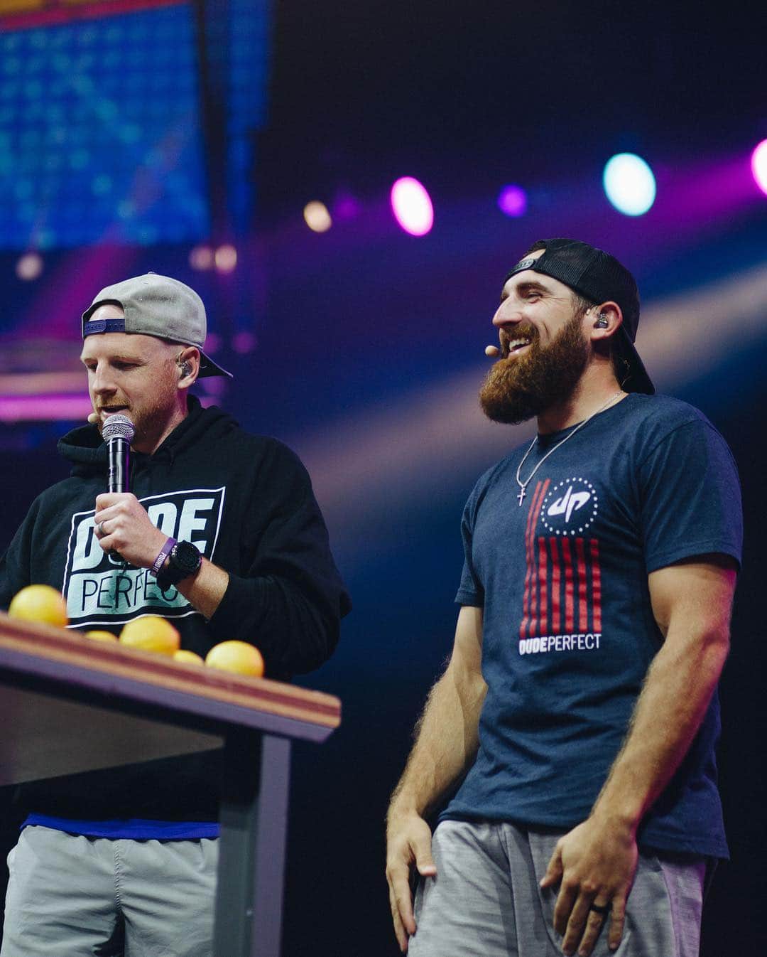 Dude Perfectさんのインスタグラム写真 - (Dude PerfectInstagram)「A T X = 💯 || 2 shows to go... Here we come DALLAS!! #HomeSweetHome #DudePerfectTour」8月11日 13時01分 - dudeperfect
