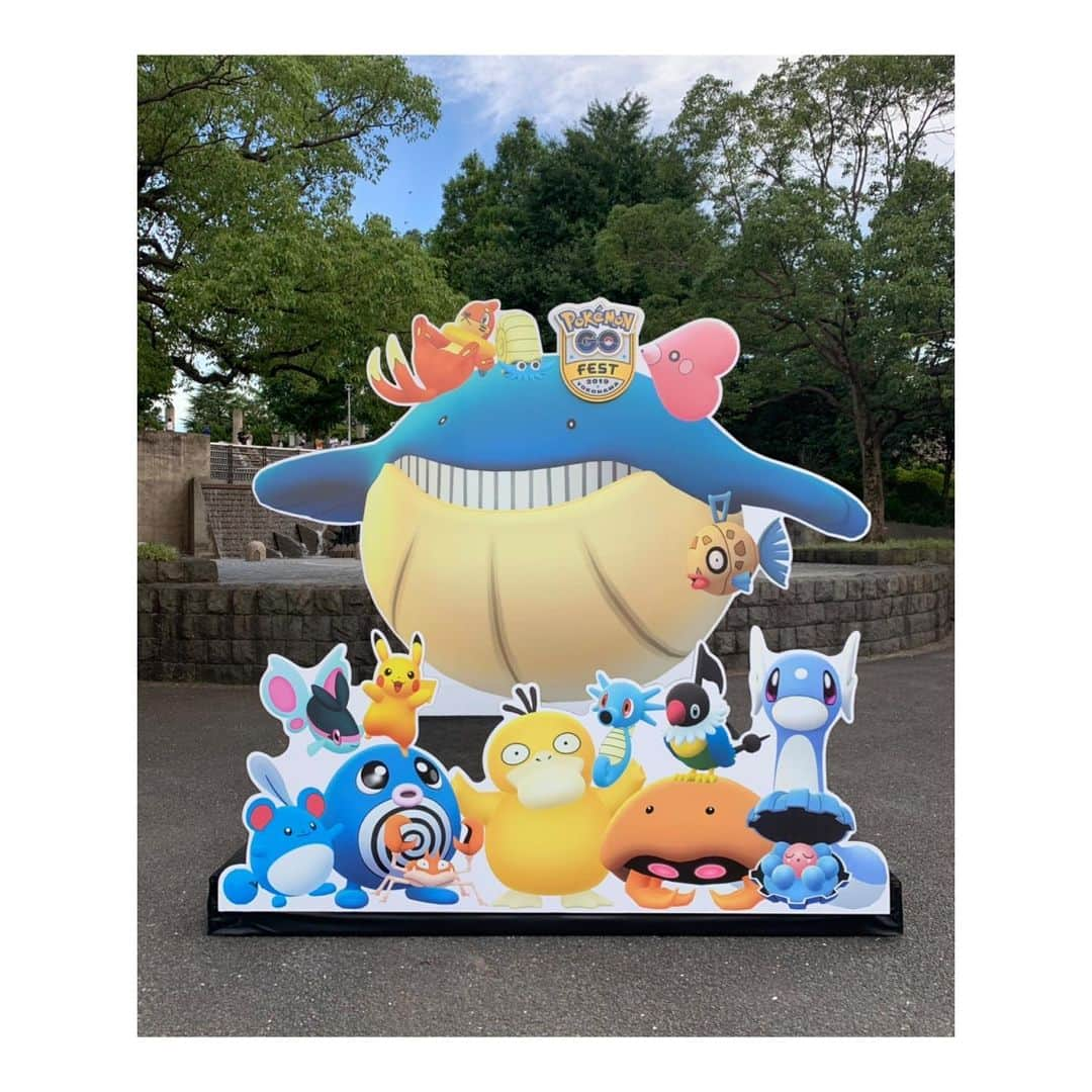 峰麻美さんのインスタグラム写真 - (峰麻美Instagram)「💛Pokémon GO Fest 2019 横浜💛  去年の横須賀は抽選外れて行けなかったけど、今年は行けましたー😭  ポケGOのイベントは当たり前だけどポケGOやってる人しか来ないので、疎外感がなくて最高です😂笑 『え、ポケGOとかまだやってるの？』とみんなに馬鹿にされながら、これからも毎日やり続けたいと思います👍  ペラップいっぱい取れて嬉しい❤️ #pokemon #pokémon #pokemongo  #pokémongo #ポケモンgo #ポケgo #横浜 #ペラップ #pokemongofest2019」8月11日 13時10分 - asaaaaami.0702