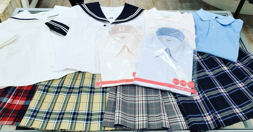 制服専門店CONOMiさんのインスタグラム写真 - (制服専門店CONOMiInstagram)「[長野店]  夏休み中に新学期に向けてアイテムを揃えてみてはいかがでしょうか😊  photoスポットもありますので写真をたくさん撮って#CONOMi をつけて投稿をしてください‼️ 土･日･祝の10:30~19:30にオープンしています🎵  ご来店をお待ちしております！」8月11日 14時19分 - conomi_official