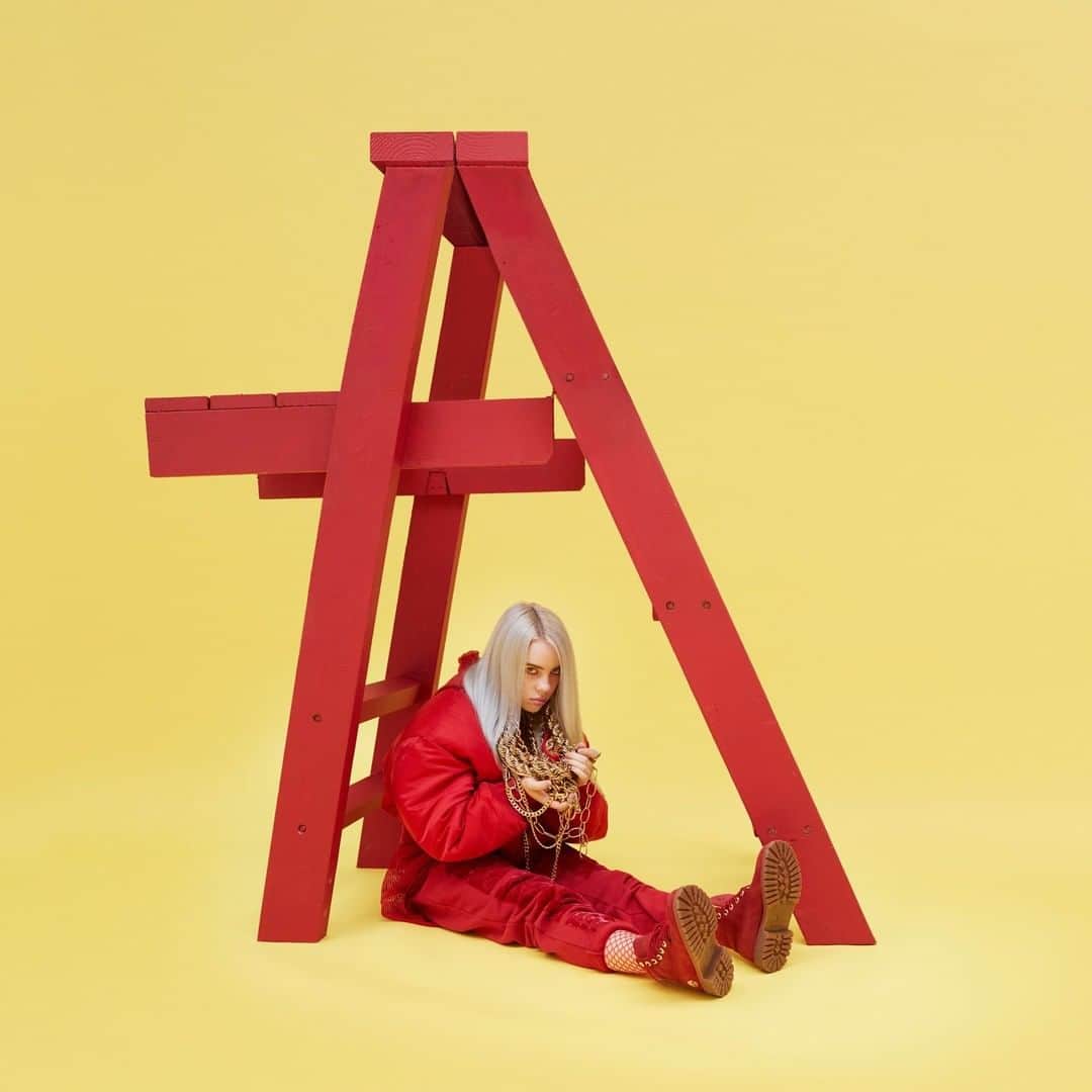 Alternative Pressさんのインスタグラム写真 - (Alternative PressInstagram)「We can’t believe it’s already been 2 years since @billieeilish held our ears hostage with her debut EP, ‘dont smile at me.’ It’s safe to say Billie has taken over the mainstream world, and we couldn’t be happier. None of it would have been possible, though, without her unique, dark spin on alt-pop introduced with this record. What’s your favorite track from ‘dont smile at me?’⁠ .⁠ .⁠ .⁠ #billieeilish #dontsmileatme #albumannniversary #altpress #alternativepress」8月12日 0時20分 - altpress